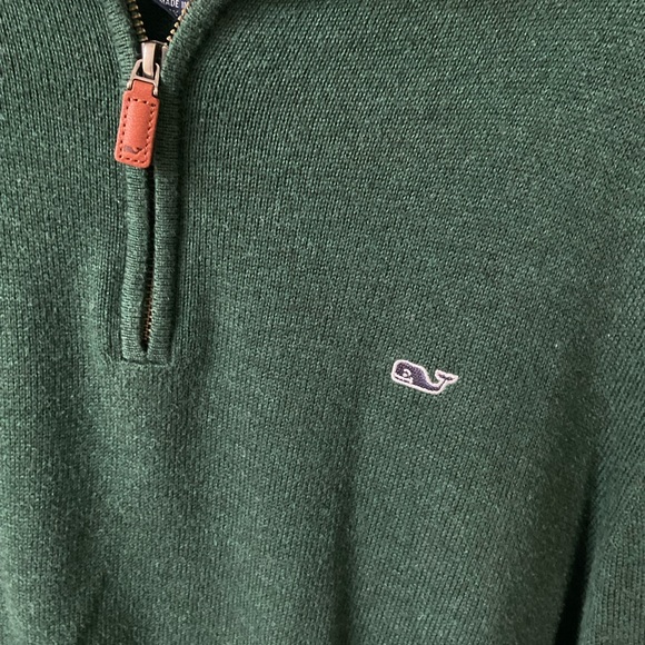 Vineyard Vines 1/4 zip sweater. - Picture 4 of 6